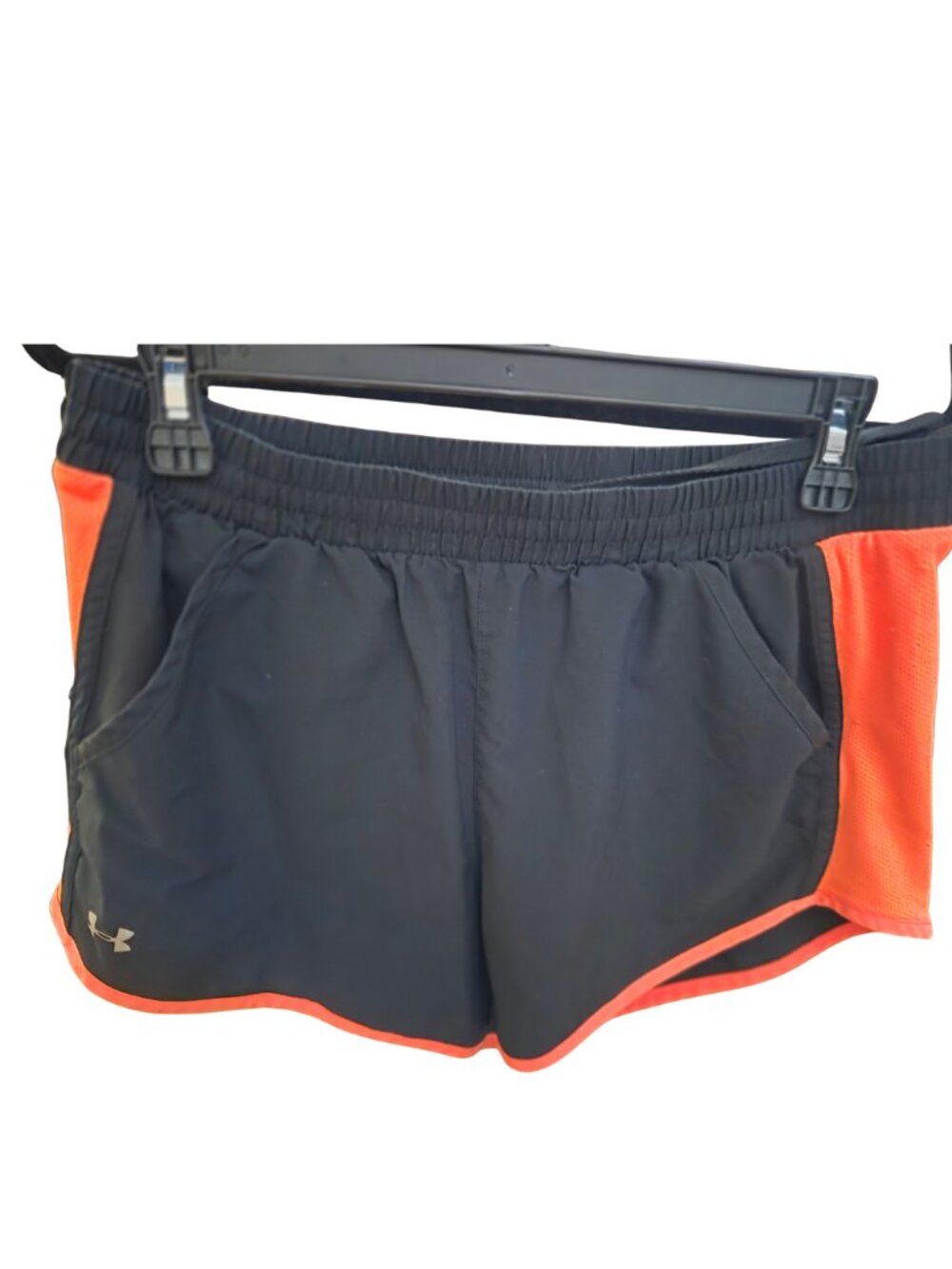 Under Armor Size Medium Shorts